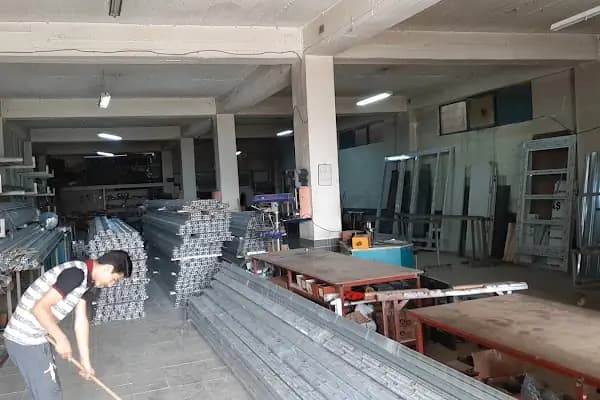 Ömer faruk KAYA KRAL CAM BALKON SISTEMLERI - Kurumsal Ofis - Ankara Pursaklar