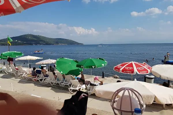 Ada Beach Club - Kumsal - İstanbul Adalar