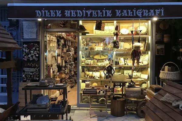 Dilek Hediyelik - Hediyelik eşya dükkanı - İstanbul Fatih