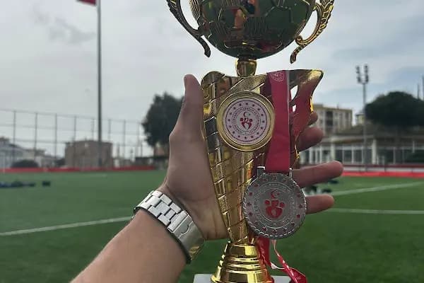 Şehit Eren Bülbül Anadolu İmam Hatip Lisesi - Eğitim Kurumu - İzmir Balçova
