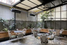 Aura Cafe &amp; Patisserie