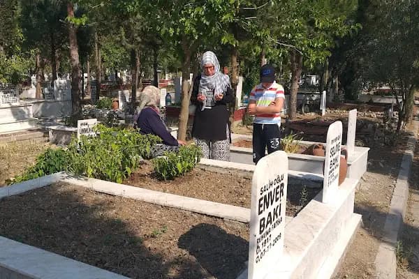 Mezarlık - Mezarlık - İzmir Bayındır
