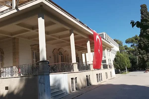 Sgk İzmir Buca Yerleşkesi - Devlet Dairesi - İzmir Konak