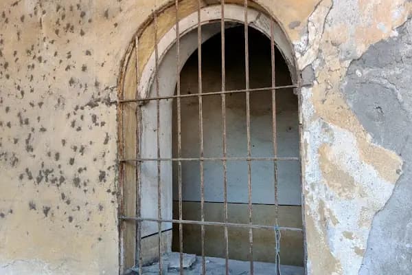 Tarihi Kilise - Kilise - Balıkesir Altıeylül