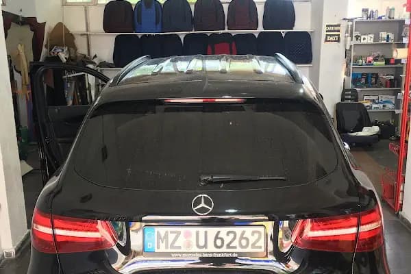 Bayraklı Uğur Oto Kılıf Aksesuar - Araç Aksesuarları Mağazası - İzmir Karabağlar