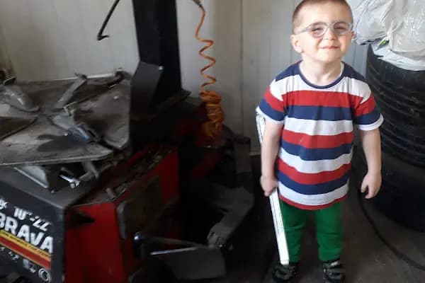 Vedat Oto Lastik servisi yol yardimi - Oto Lastik Dükkanı - Bursa Mudanya