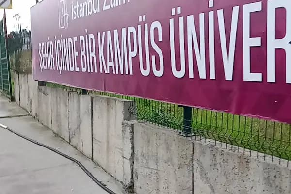 İstanbul Sabahattin Zaim Üniversitesi Alt Giriş - Üniversite - İstanbul Avcılar