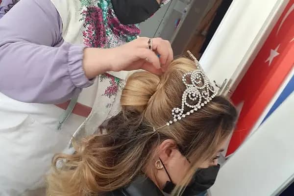 Sevgi Akkuş Saç ve Türban Tasarım - Kuaför - Konya Karatay