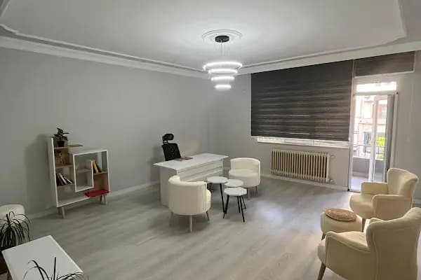 Psikolog Sümeyye İlhan - Psikolog - Bursa İnegöl