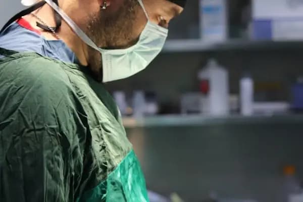 Op. Dr. Barış Özgürol-Ortopedi Uzmanı, Spor Cerrahisi - Ortopedi Kliniği - Samsun İlkadım