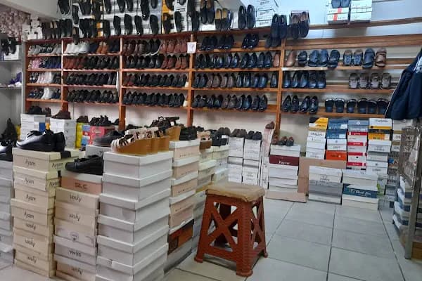 Öztürk Kundura Perakende Satış Ve Tamir Yeri - Ayakkabı Tamircisi - İstanbul Arnavutköy