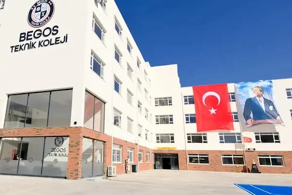 Begos Teknik Koleji - Okul - İzmir Konak