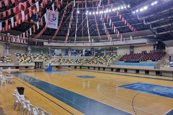 BAĞCILAR GENÇLİK VE SPOR İLÇE MÜDÜRLÜĞÜ OLİMPİK SPOR SALONU - Spor Tesisi - İstanbul Bağcılar
