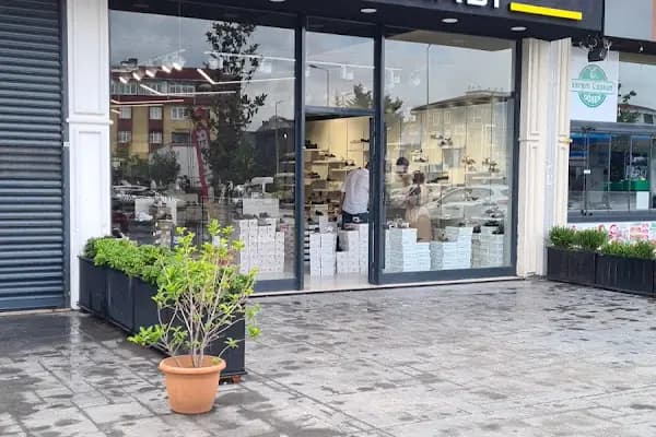 Ünal Ayakkabı - Ayakkabı mağazası - İstanbul Tuzla
