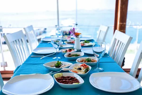 Loc'ada Büyükada - Restoran - İstanbul Adalar