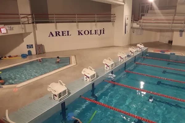 AREL Spor Okulu - Spor kompleksi - İstanbul Bahçelievler