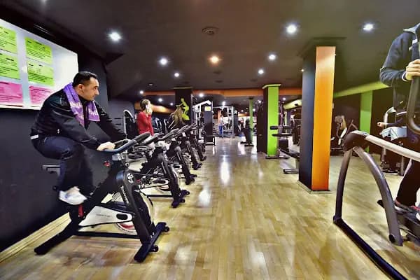 Dede Gym - Spor salonu - İzmir Bornova