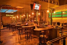 Mr. Frog Pub Bistro