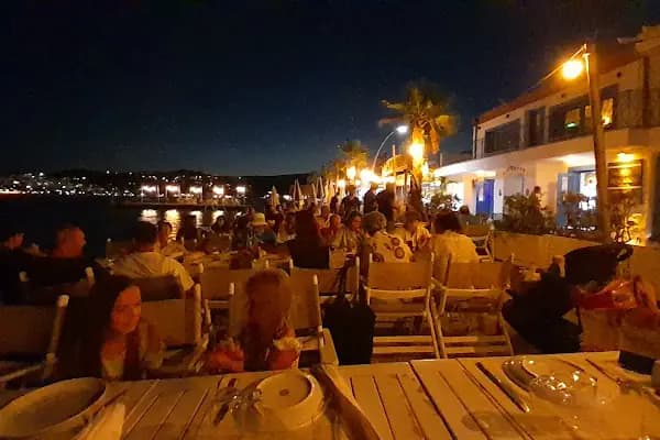 Nuka Bowl &amp; Dessert - Restoran - Muğla Bodrum