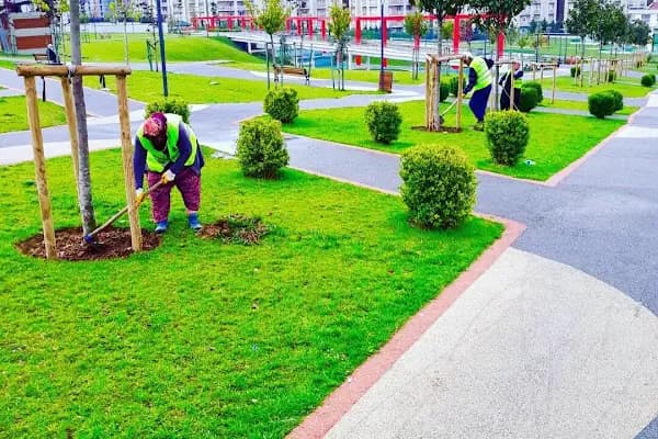 İBB Azerbaycan Dostluk Parkı - Park - İstanbul Bağcılar