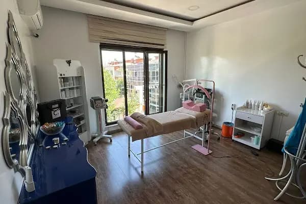 PINAR AKKURT ESTETİK VE GÜZELLİK MERKEZİ - Güzellik Salonu - Gaziantep Nizip
