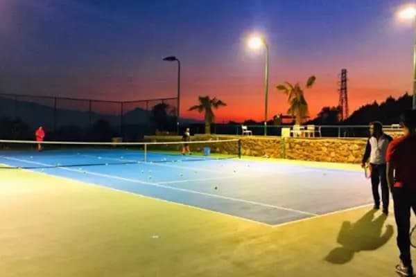 Bornova ES Tenis Kulübü - Tenis Kulübü - İzmir Bornova