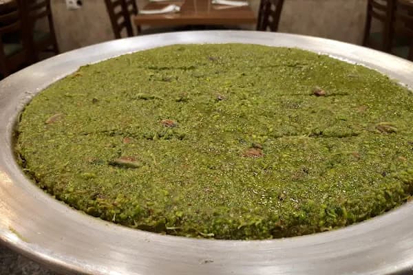Çelebi Sütlü Künefe - Tatlı Dükkanı - Konya Meram