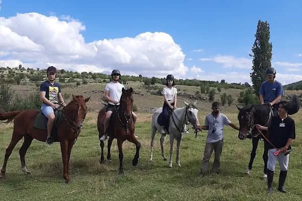 BAŞKENT ATLİ SPOR KULÜBÜ - At Binme Hizmeti - Ankara Kızılcahamam