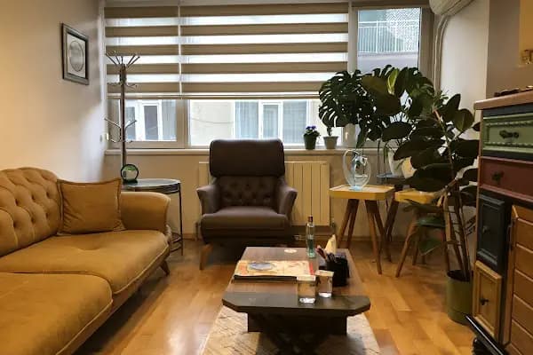 Ankara Psikolog | Klinik Psikolog Feyza Nur Altındal - Psikoterapist - Ankara Çankaya
