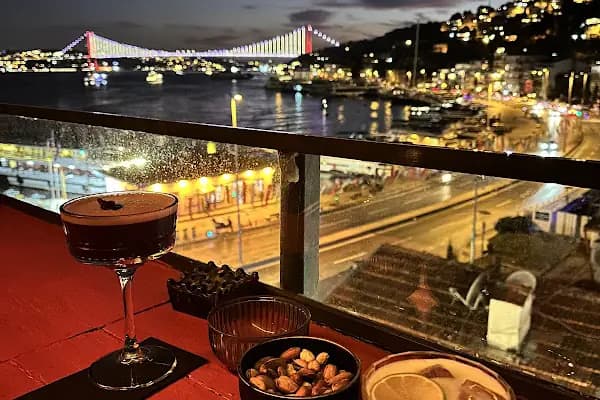Cafe De Brasso & Restaurant - Restoran - İstanbul Beşiktaş