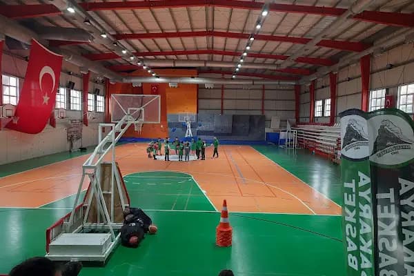 Sakarya Uygulamalı Bilimler Üniversitesi Spor Bilimleri Fakültesi Kapalı Spor Salonu - Spor salonu - Sakarya Serdivan