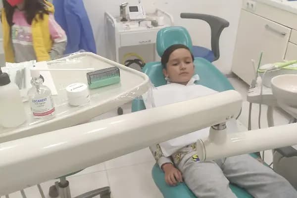 Diş Hekimi Dr. Görsev Canbolat - Diş Hekimi - İstanbul Bağcılar