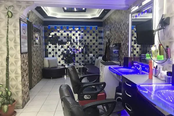 Afrika Örgüsü & Afro İzmir - Kuaför - İzmir Bayraklı