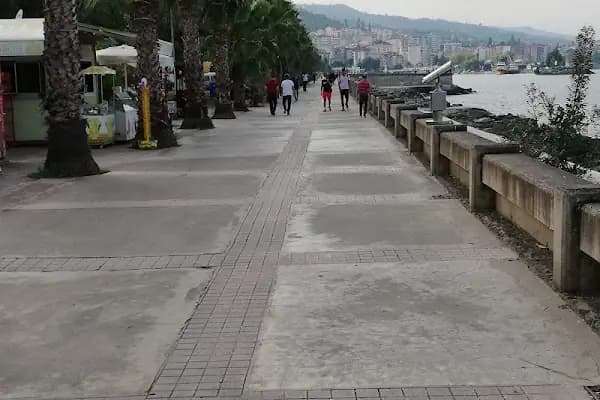 Sahil Park Festival Alanı - Park - Trabzon Akçaabat