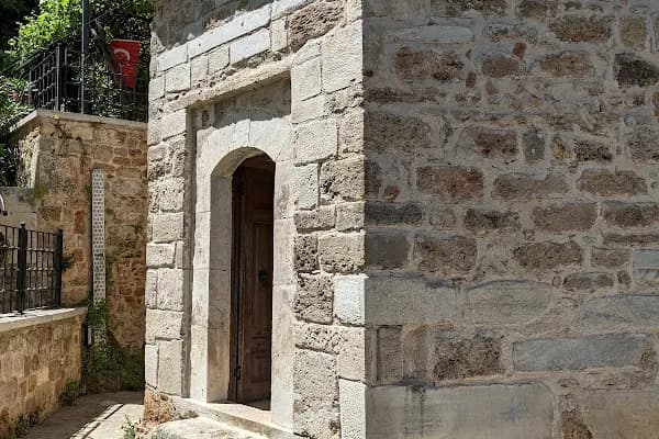 Nigar Hatun Türbesi - Mezarlık - Antalya Kumluca