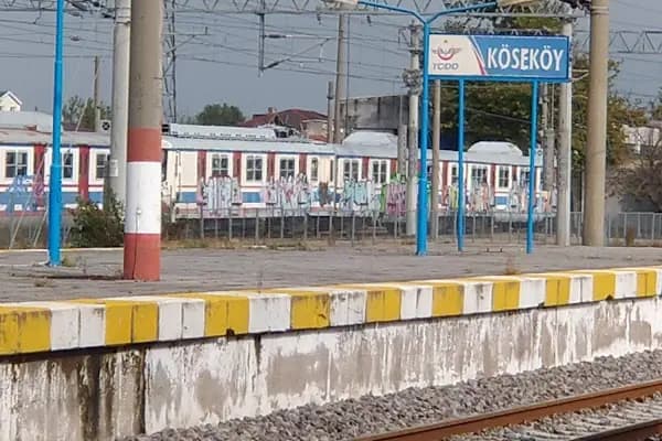 Köseköy İstasyon Şefliği - Tren İstasyonu - Kocaeli Başiskele