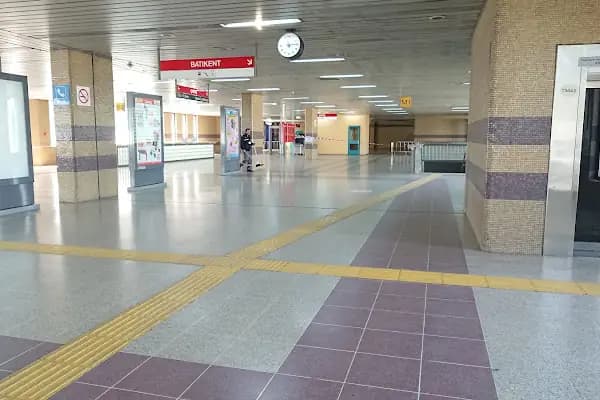 Yenimahalle - Metro İstasyonu - Ankara Çankaya