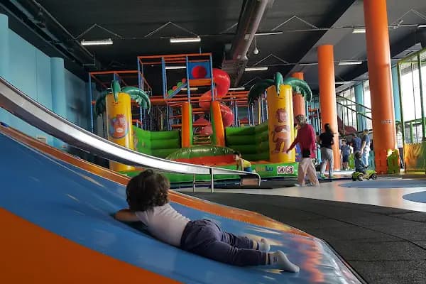 BaBaLu Aktif Eğlence Parkı - Oyun/Eğlence Merkezi - İstanbul Bahçelievler