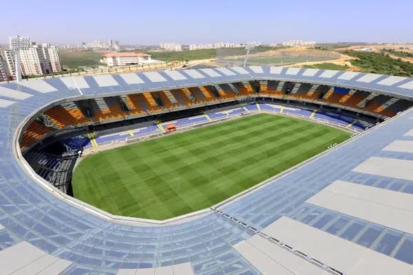 Başakşehir Fatih Terim Stadyumu - Stadyum - İstanbul Şişli