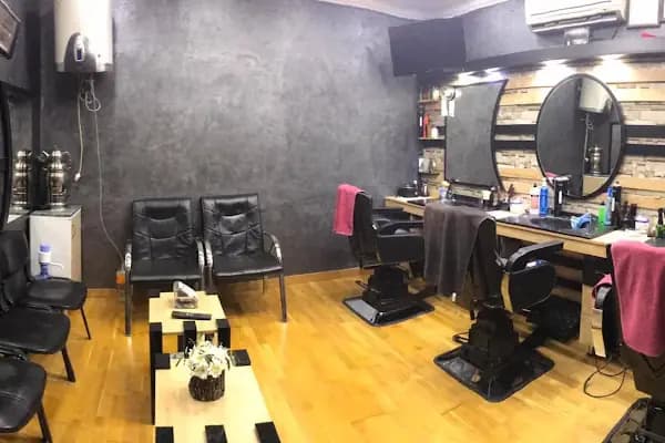 Zirve Erkek Kuaförü - Kuaför - İstanbul Bağcılar