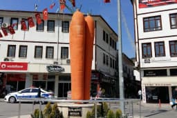 Yeni Eczane