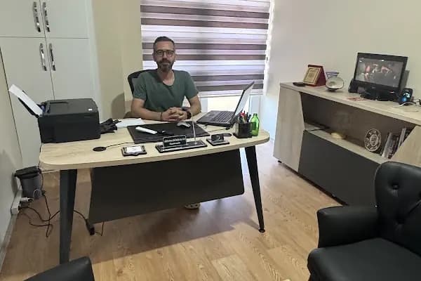 Fizyoterapist Serhan Büyükalan - Fizyobergama Fizyoterapi - Fizik Tedavi Kliniği - İzmir Bergama