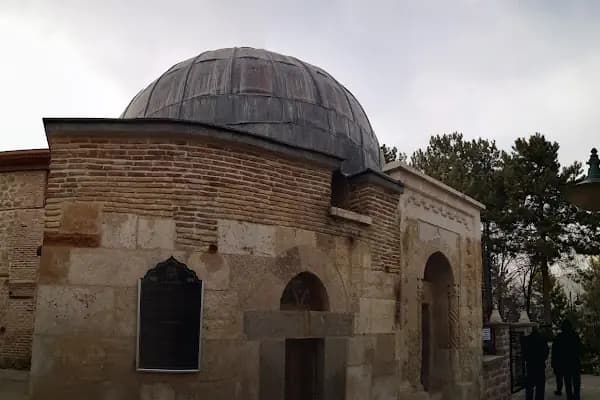 Şeyh Tavusbaba Camii ve Türbesi - Cami - Konya Meram