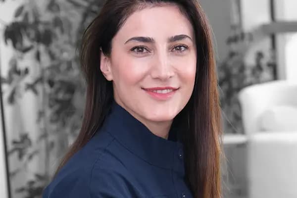 Uzm.Dr. Derya Ök Kekeç-Dermatolog-Botoks-Dudak Dolgusu-Altın İğne-Leke Tedavisi-Cilt Gençleştirme - Dermatolog - İstanbul Ataşehir
