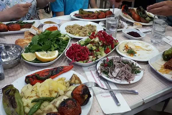 Kebapci Cim - Kebap Restoranı - Mersin Akdeniz