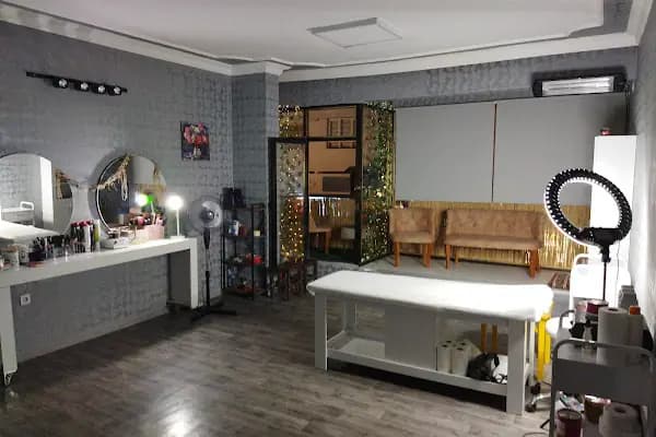Elegance Kuaför&amp;Güzellik Bayraklı - Kuaför - İzmir Bayraklı
