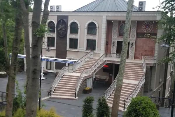 Sarıyer İmam Hüseyin Cemevi - İbadethane - İstanbul Sarıyer