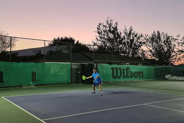 Kemerköy Tenis Kulübü - Tenis Kulübü - İstanbul Eyüpsultan