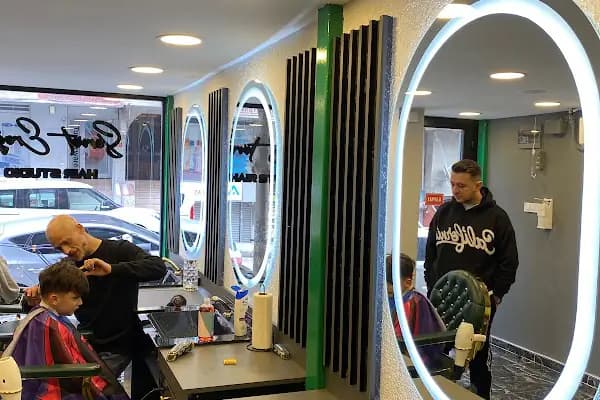 Servet Eroğlu Hair Studio - Berber Dükkanı - İstanbul Avcılar