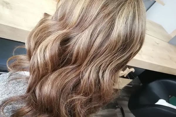 Salon Nokta Kuaför ve güzellik - Kuaför - İzmir Aliağa
